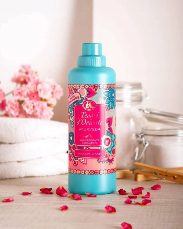 TESORI D'ORIENTE Koncentrat do płukania tkanin AYURVEDA 38 płukań, 760 ml